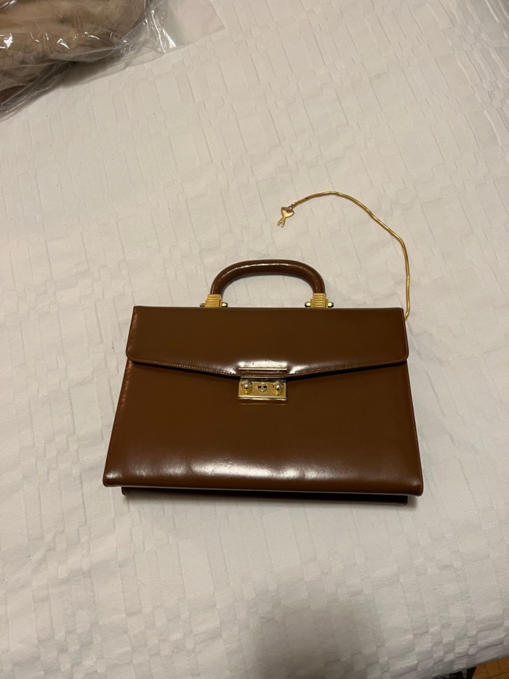 VINTAGE CLASSIC BROWN TOP HANDLE SATCHEL HANDBAG GOLD HARDWARE - Picture 5 of 10